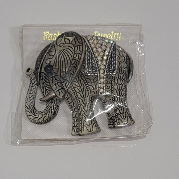 Elephant Brooch - Picture 1 of 3